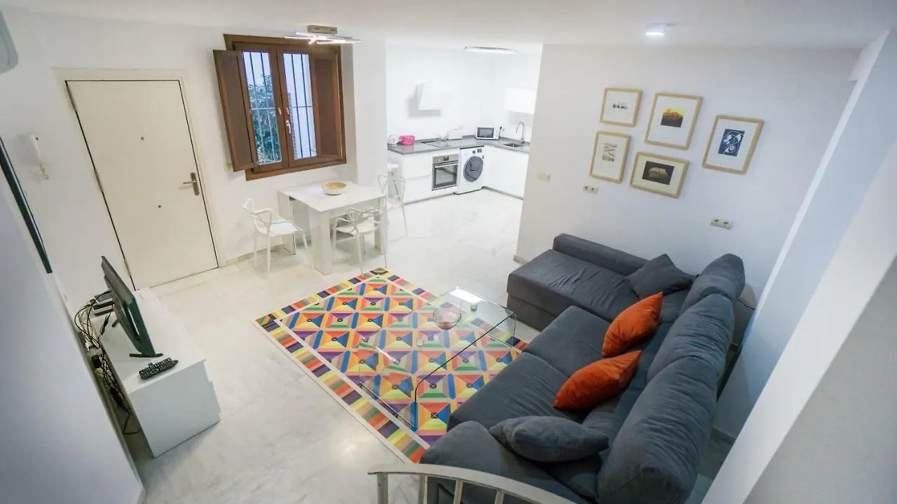 RentalSevilla Espacioso dúplex en la Puerta Real España